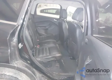 2017 Ford Escape Titanium z USA, uszkodzony, nr VIN 1FMCU9JD4HUE32081